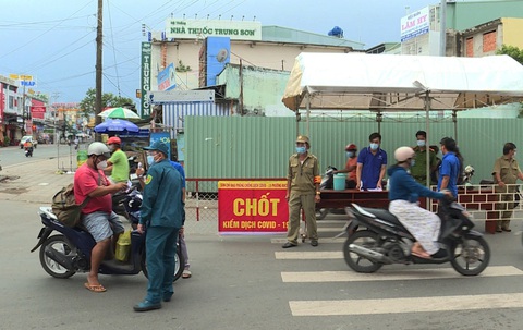 Cảnh báo dịch COVID-19 lây lan ở nông thôn - Ảnh 1. Cảnh báo dịch COVID-19 lây lan ở nông thôn - Ảnh 1.