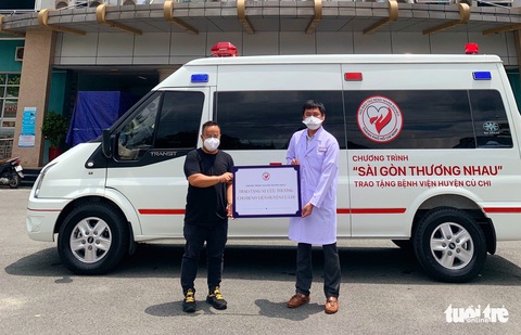 Sài Gòn thương nhau phối hợp Tuổi Trẻ hỗ trợ lực lượng tuyến đầu chống dịch và người yếu thế - Ảnh 3. Sài Gòn thương nhau phối hợp Tuổi Trẻ hỗ trợ lực lượng tuyến đầu chống dịch và người yếu thế - Ảnh 3.