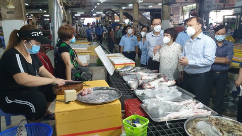 Bộ Công thương đề nghị TP.HCM nghiên cứu sớm mở thêm chợ truyền thống - Ảnh 3. Bộ Công thương đề nghị TP.HCM nghiên cứu sớm mở thêm chợ truyền thống - Ảnh 3.