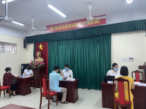 Hà Nội: Tuyển sinh đầu cấp theo hình thức trực tuyến đạt trên 87,4% - Ảnh 1. Hà Nội: Tuyển sinh đầu cấp theo hình thức trực tuyến đạt trên 87,4% - Ảnh 1.