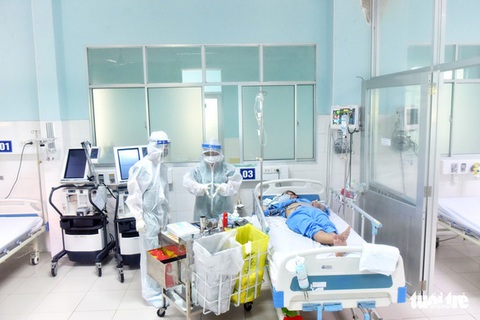 Hơn 1.000 tu sĩ, tăng ni, phật tử tình nguyện phục vụ tại các bệnh viện dã chiến - Ảnh 1. Hơn 1.000 tu sĩ, tăng ni, phật tử tình nguyện phục vụ tại các bệnh viện dã chiến - Ảnh 1.