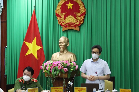 Phó Thủ tướng Vũ Đức Đam: Các tỉnh ĐBSCL cần quyết liệt dập dịch, sau đó chi viện TP.HCM - Ảnh 1. Phó Thủ tướng Vũ Đức Đam: Các tỉnh ĐBSCL cần quyết liệt dập dịch, sau đó chi viện TP.HCM - Ảnh 1.