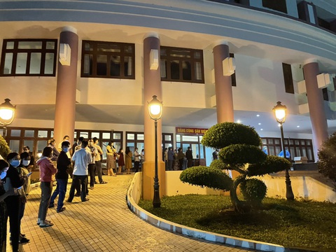 Tối 22-7: 1.450 bệnh nhân khỏi bệnh, 2.000 thiết bị vật tư y tế có mặt tại TP.HCM - Ảnh 3. Tối 22-7: 1.450 bệnh nhân khỏi bệnh, 2.000 thiết bị vật tư y tế có mặt tại TP.HCM - Ảnh 3.