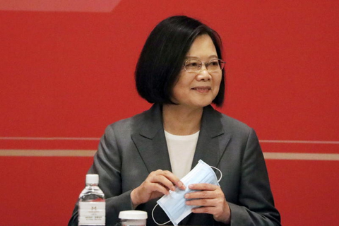Reuters: Trung Quốc cảm ơn lãnh đạo Đài Loan Thái Anh Văn? - Ảnh 1. Reuters: Trung Quốc cảm ơn lãnh đạo Đài Loan Thái Anh Văn? - Ảnh 1.