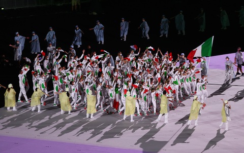 Đài lửa đã được thắp sáng, Olympic 2020 chính thức khai mạc - Ảnh 30. Đài lửa đã được thắp sáng, Olympic 2020 chính thức khai mạc - Ảnh 30.