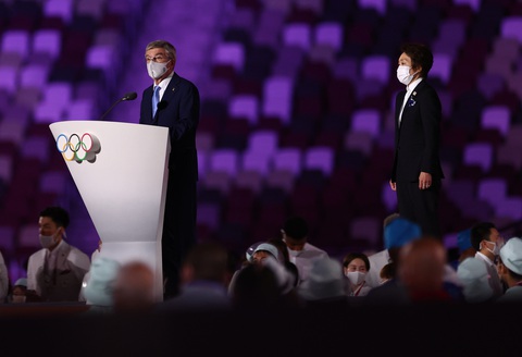Đài lửa đã được thắp sáng, Olympic 2020 chính thức khai mạc - Ảnh 12. Đài lửa đã được thắp sáng, Olympic 2020 chính thức khai mạc - Ảnh 12.