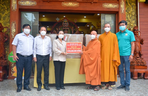 Giáo hội Phật giáo Việt Nam tặng 10 máy thở đa năng cho TP.HCM, Bình Dương và Long An - Ảnh 1. Giáo hội Phật giáo Việt Nam tặng 10 máy thở đa năng cho TP.HCM, Bình Dương và Long An - Ảnh 1.