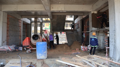 Đề nghị xử phạt chủ thi công 30 triệu vì huy động 78 thợ làm việc - Ảnh 2. Đề nghị xử phạt chủ thi công 30 triệu vì huy động 78 thợ làm việc - Ảnh 2.