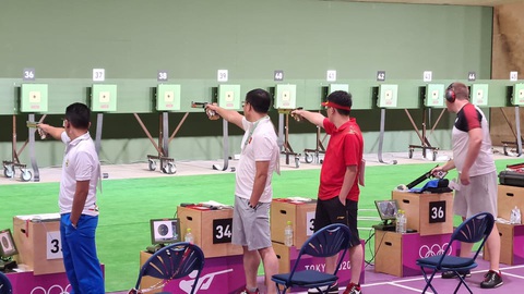 Hoàng Xuân Vinh thành cựu vương Olympic - Ảnh 1. Hoàng Xuân Vinh thành cựu vương Olympic - Ảnh 1.