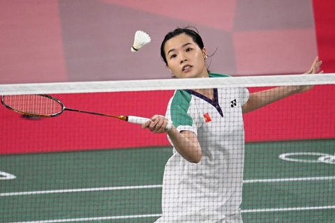 Thùy Linh đánh bại tay vợt gốc Trung Quốc tại Olympic Tokyo - Ảnh 1. Thùy Linh đánh bại tay vợt gốc Trung Quốc tại Olympic Tokyo - Ảnh 1.