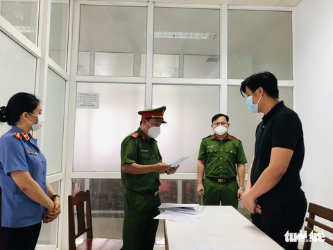 Thủ đoạn lập khống hồ sơ để lừa đảo chiếm đoạt tiền tỉ của nhân viên ngân hàng - Ảnh 1. Thủ đoạn lập khống hồ sơ để lừa đảo chiếm đoạt tiền tỉ của nhân viên ngân hàng - Ảnh 1.