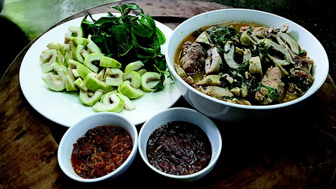 Ngày giãn cách, đủ món từ trái vả - Ảnh 1. Ngày giãn cách, đủ món từ trái vả - Ảnh 1.