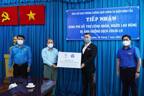 Giúp lao động gặp khó giữ tổ ấm giữa đại dịch COVID-19 - Ảnh 4. Giúp lao động gặp khó giữ tổ ấm giữa đại dịch COVID-19 - Ảnh 4.