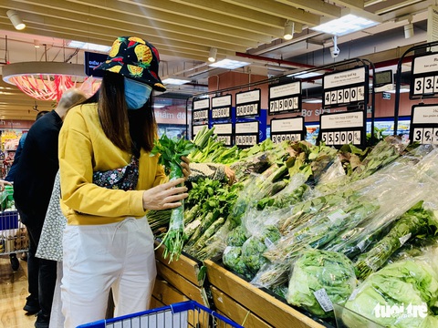 Sức mua thực phẩm của người dân TP.HCM giảm nhiệt - Ảnh 6. Sức mua thực phẩm của người dân TP.HCM giảm nhiệt - Ảnh 6.