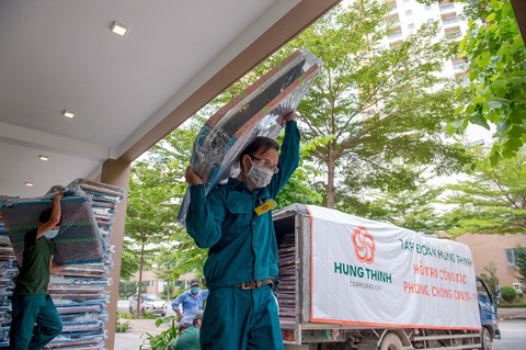 Tập đoàn Hưng Thịnh hỗ trợ khẩn hàng chục tỉ đồng cho TP.HCM chống dịch COVID-19 - Ảnh 3. Tập đoàn Hưng Thịnh hỗ trợ khẩn hàng chục tỉ đồng cho TP.HCM chống dịch COVID-19 - Ảnh 3.