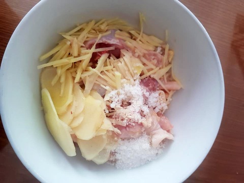 Con gà, mụt măng, hai ông bà già làm món canh măng, gà ram ngon đáo để - Ảnh 3. Con gà, mụt măng, hai ông bà già làm món canh măng, gà ram ngon đáo để - Ảnh 3.