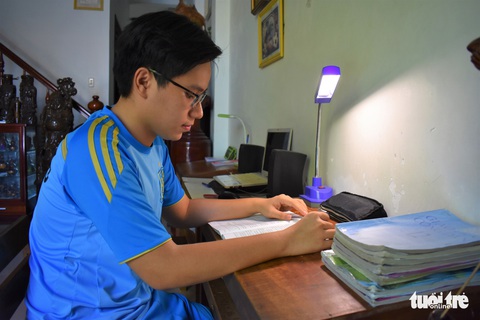 Anh em song sinh đạt 29 và 29,25 điểm khối C, một người là thủ khoa toàn quốc - Ảnh 2. Anh em song sinh đạt 29 và 29,25 điểm khối C, một người là thủ khoa toàn quốc - Ảnh 2.