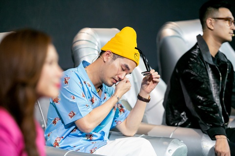 HHen Niê đồng hành cùng người nhiễm HIV, Nhanh như chớp quay phiên bản đặc biệt - Ảnh 5. HHen Niê đồng hành cùng người nhiễm HIV, Nhanh như chớp quay phiên bản đặc biệt - Ảnh 5.