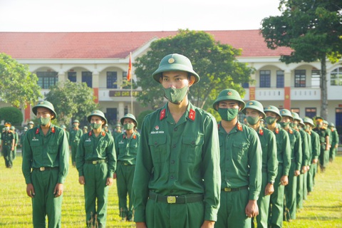 Bộ Tư lệnh Quân khu 7 cử 500 cán bộ chiến sĩ hỗ trợ Bình Dương chống dịch - Ảnh 1. Bộ Tư lệnh Quân khu 7 cử 500 cán bộ chiến sĩ hỗ trợ Bình Dương chống dịch - Ảnh 1.