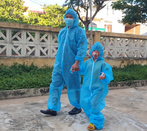 Phú Yên đón 344 người dân từ TP.HCM trở về - Ảnh 3. Phú Yên đón 344 người dân từ TP.HCM trở về - Ảnh 3.