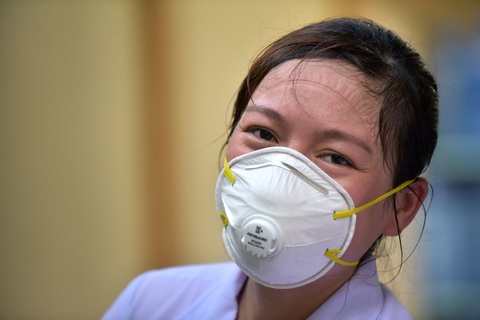 Ánh mắt người TP.HCM những ngày COVID-19 - Ảnh 1. Ánh mắt người TP.HCM những ngày COVID-19 - Ảnh 1.