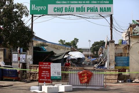 Hà Nội chia nhỏ các điểm tập kết, bán hàng ở các chợ - Ảnh 1. Hà Nội chia nhỏ các điểm tập kết, bán hàng ở các chợ - Ảnh 1.