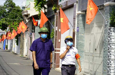 Cờ đỏ và vùng xanh ở Vũng Tàu - Ảnh 3. Cờ đỏ và vùng xanh ở Vũng Tàu - Ảnh 3.