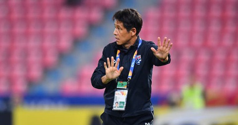 Thái Lan sa thải HLV Akira Nishino - Ảnh 1. Thái Lan sa thải HLV Akira Nishino - Ảnh 1.