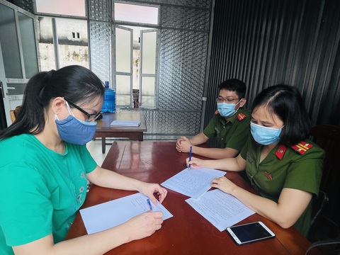 Khởi tố nữ chủ tiệm spa lừa đảo chiếm đoạt tài sản - Ảnh 1. Khởi tố nữ chủ tiệm spa lừa đảo chiếm đoạt tài sản - Ảnh 1.