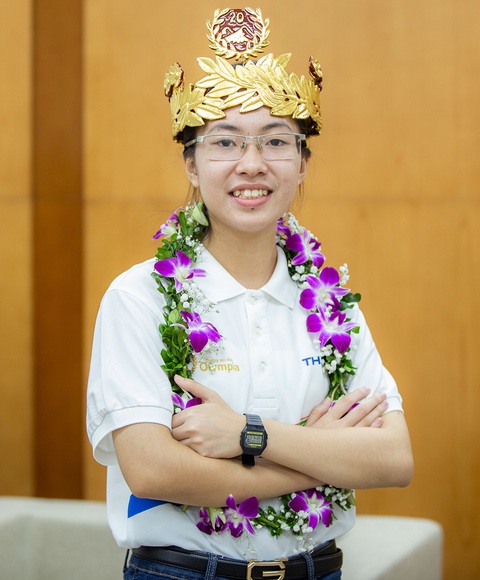 Quán quân Olympia Thu Hằng sẽ học ngành kinh doanh tại Swinburne - Ảnh 1. Quán quân Olympia Thu Hằng sẽ học ngành kinh doanh tại Swinburne - Ảnh 1.