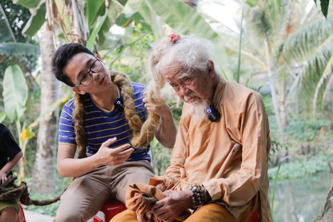 Những người dám giã từ ký lương - Kỳ cuối: Bỏ thực tại, đi săn chuyện độc lạ - Ảnh 1. Những người dám giã từ ký lương - Kỳ cuối: Bỏ thực tại, đi săn chuyện độc lạ - Ảnh 1.