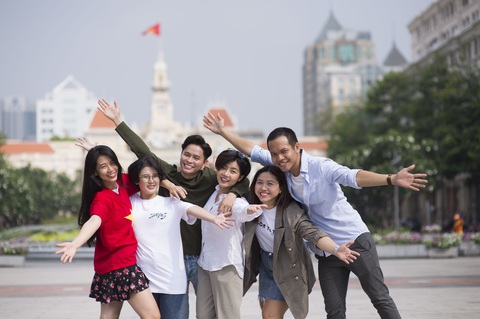 Hiến kế TP.HCM nâng tầm quốc tế: Thí điểm ngôn ngữ thứ hai - Ảnh 1. Hiến kế TP.HCM nâng tầm quốc tế: Thí điểm ngôn ngữ thứ hai - Ảnh 1.
