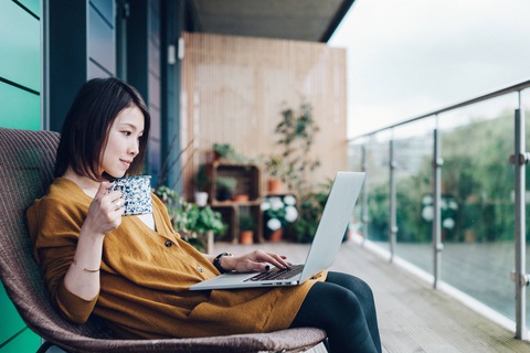 Nhận kiều hối đơn giản qua thẻ Visa - Ảnh 1. Nhận kiều hối đơn giản qua thẻ Visa - Ảnh 1.