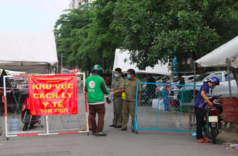Quận Bình Tân phong tỏa 3 khu phố phường An Lạc thêm 7 ngày - Ảnh 1. Quận Bình Tân phong tỏa 3 khu phố phường An Lạc thêm 7 ngày - Ảnh 1.