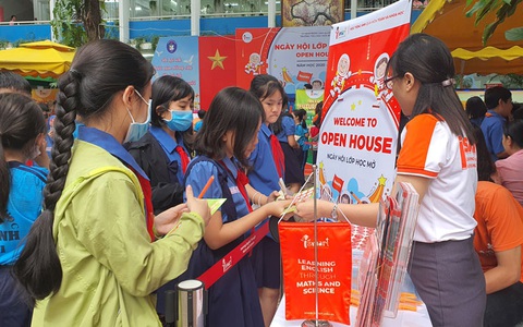 Học tiếng Anh qua môn Toán và Khoa học - Ảnh 2. Học tiếng Anh qua môn Toán và Khoa học - Ảnh 2.