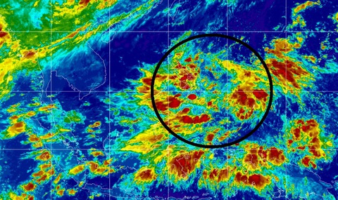 Ngày mai vùng áp thấp vào Biển Đông, từ đầu tuần mưa tăng trên cả nước - Ảnh 1. Ngày mai vùng áp thấp vào Biển Đông, từ đầu tuần mưa tăng trên cả nước - Ảnh 1.