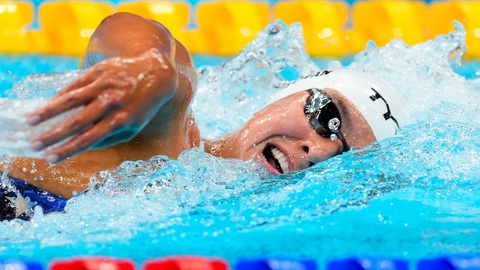 Erica Sullivan tập ở hồ đầy phân vịt để giành HCB Olympic Tokyo - Ảnh 1. Erica Sullivan tập ở hồ đầy phân vịt để giành HCB Olympic Tokyo - Ảnh 1.