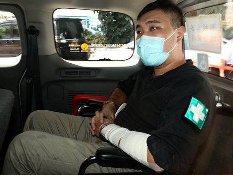 Người đầu tiên bị xử theo luật an ninh quốc gia ở Hong Kong lĩnh án 9 năm tù - Ảnh 1. Người đầu tiên bị xử theo luật an ninh quốc gia ở Hong Kong lĩnh án 9 năm tù - Ảnh 1.