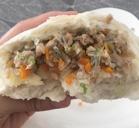 Bánh xèo, mì trộn kiểu Ý, mì Chũ nấu tôm: Đơn giản bữa sáng tại gia - Ảnh 12. Bánh xèo, mì trộn kiểu Ý, mì Chũ nấu tôm: Đơn giản bữa sáng tại gia - Ảnh 12.