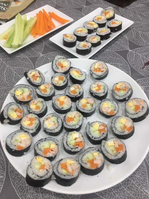 Bánh xèo, mì trộn kiểu Ý, mì Chũ nấu tôm: Đơn giản bữa sáng tại gia - Ảnh 8. Bánh xèo, mì trộn kiểu Ý, mì Chũ nấu tôm: Đơn giản bữa sáng tại gia - Ảnh 8.