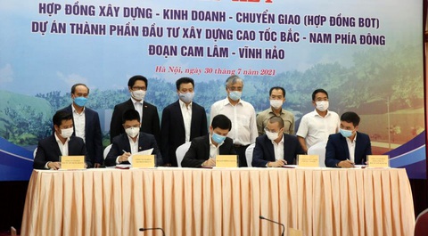Ký hợp đồng BOT dự án đường cao tốc Cam Lâm - Vĩnh Hảo - Ảnh 1. Ký hợp đồng BOT dự án đường cao tốc Cam Lâm - Vĩnh Hảo - Ảnh 1.