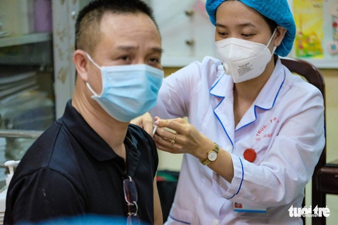 Hà Nội ghi nhận 119 ca COVID-19 trong 24 giờ, nhiều ca liên quan nhà thuốc - Ảnh 1. Hà Nội ghi nhận 119 ca COVID-19 trong 24 giờ, nhiều ca liên quan nhà thuốc - Ảnh 1.