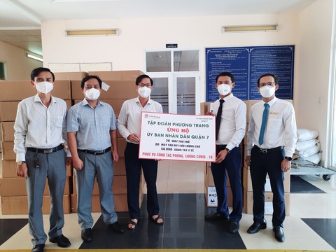 Phương Trang tiếp tục trao tặng máy thở hỗ trợ chống dịch - Ảnh 2. Phương Trang tiếp tục trao tặng máy thở hỗ trợ chống dịch - Ảnh 2.