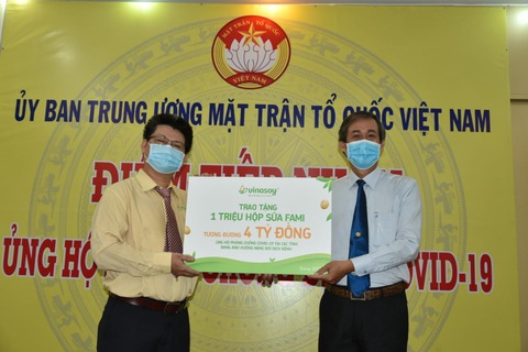 Hậu phương gửi ‘tình’ cùng tuyến đầu chống dịch - Ảnh 1. Hậu phương gửi ‘tình’ cùng tuyến đầu chống dịch - Ảnh 1.