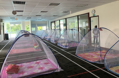 Doanh nghiệp 3 tại chỗ vừa làm vừa lo - Ảnh 2. Doanh nghiệp 3 tại chỗ vừa làm vừa lo - Ảnh 2.