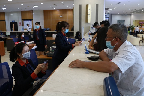 Công ty chứng khoán Ngân hàng Sài Gòn Thương Tín sẽ không còn vốn của Sacombank - Ảnh 1. Công ty chứng khoán Ngân hàng Sài Gòn Thương Tín sẽ không còn vốn của Sacombank - Ảnh 1.