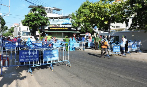 Sự thật truy vết vào chợ cá Hòn Rớ của nữ bệnh nhân COVID-19 ở Phú Yên - Ảnh 1. Sự thật truy vết vào chợ cá Hòn Rớ của nữ bệnh nhân COVID-19 ở Phú Yên - Ảnh 1.