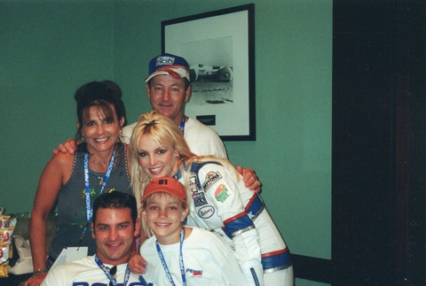 Cuộc sống ác mộng của Britney Spears: Bị đối xử như nô lệ và bị cấm sinh con - Ảnh 2. Cuộc sống ác mộng của Britney Spears: Bị đối xử như nô lệ và bị cấm sinh con - Ảnh 2.
