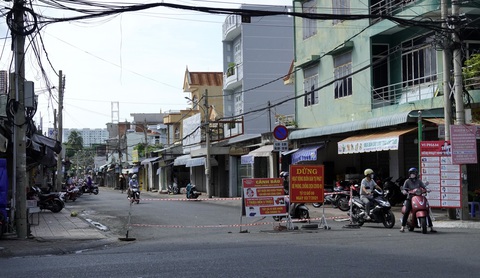 Nhờ dịch COVID-19, Vũng Tàu mới tạm dẹp được chợ tự phát - Ảnh 5. Nhờ dịch COVID-19, Vũng Tàu mới tạm dẹp được chợ tự phát - Ảnh 5.
