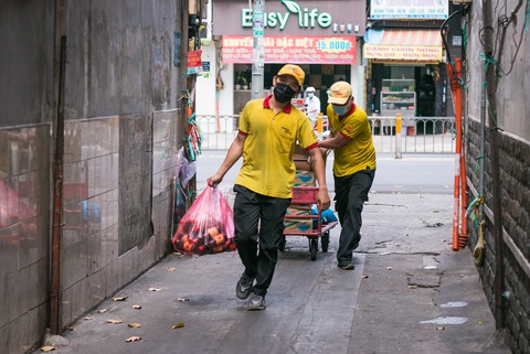 Xe anh Minh lên đường, chở yêu thương từ mọi miền về TP.HCM - Ảnh 3. Xe anh Minh lên đường, chở yêu thương từ mọi miền về TP.HCM - Ảnh 3.